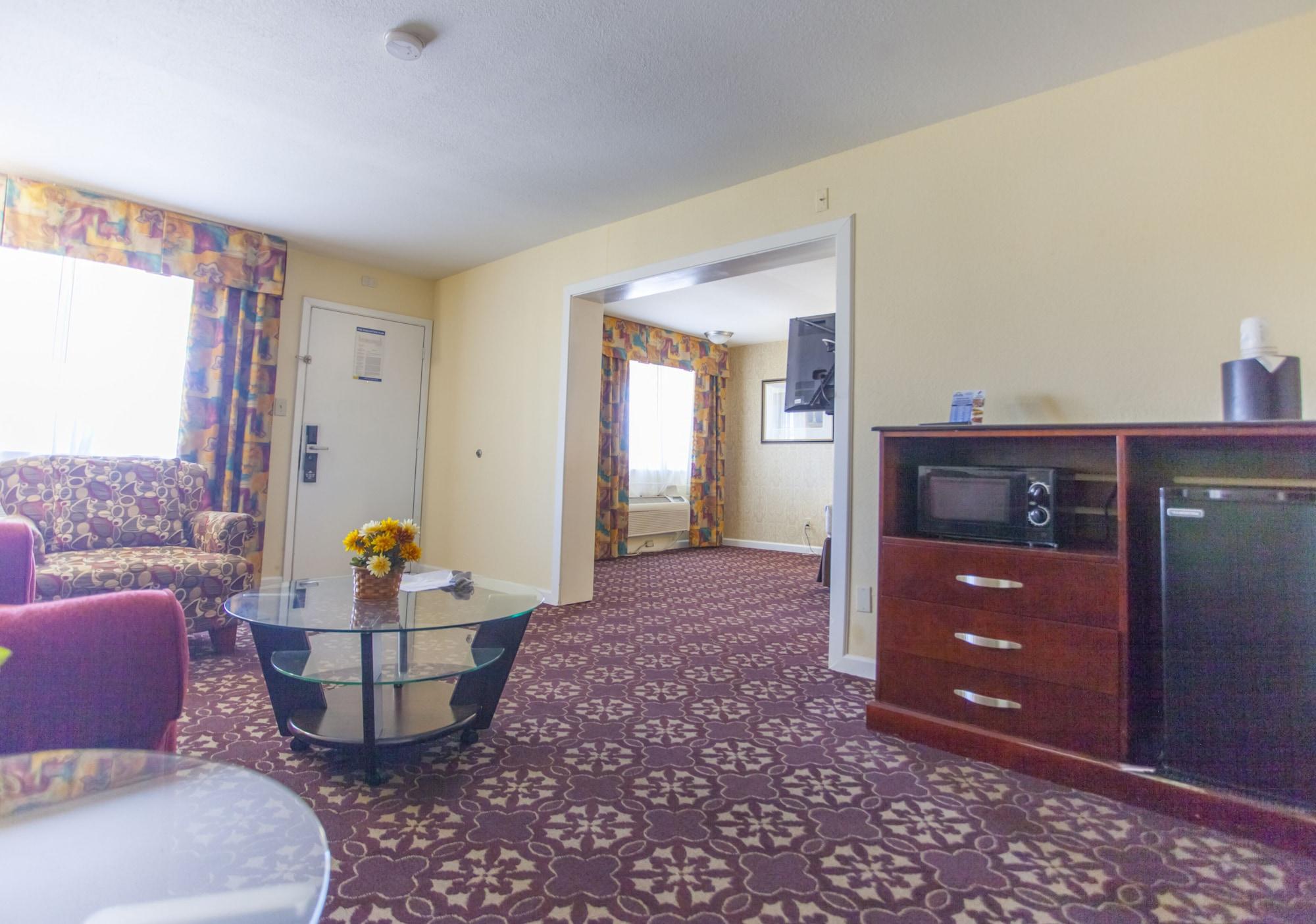 Days By Wyndham Shenandoah Hotel